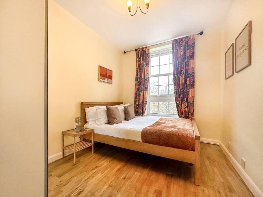 Spacious 4 Bed Flat Near London 02 Arena Greenwich Exterior foto